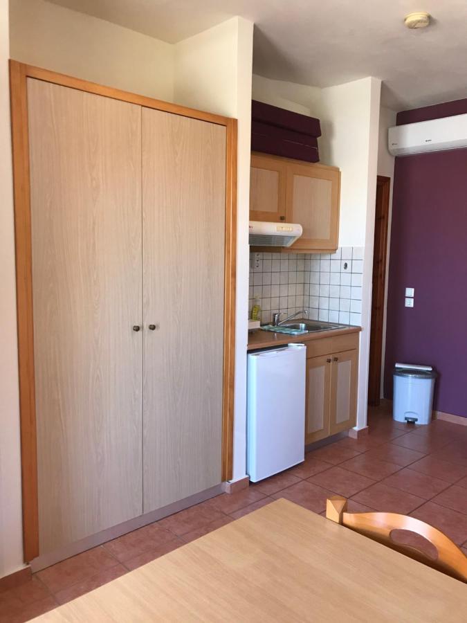 Hotel Vagia Mare Gerani  Esterno foto